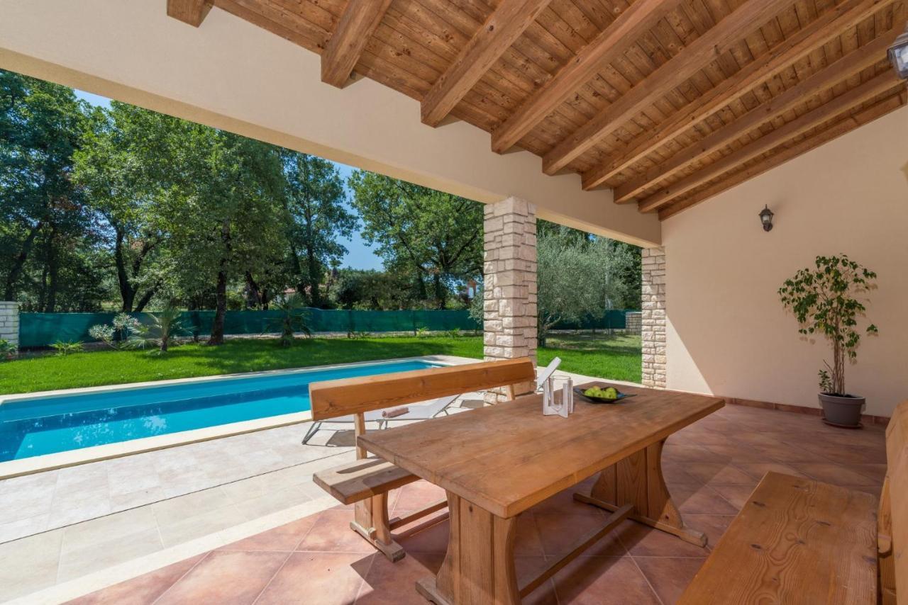 Villa Mirabella Umag Exterior foto